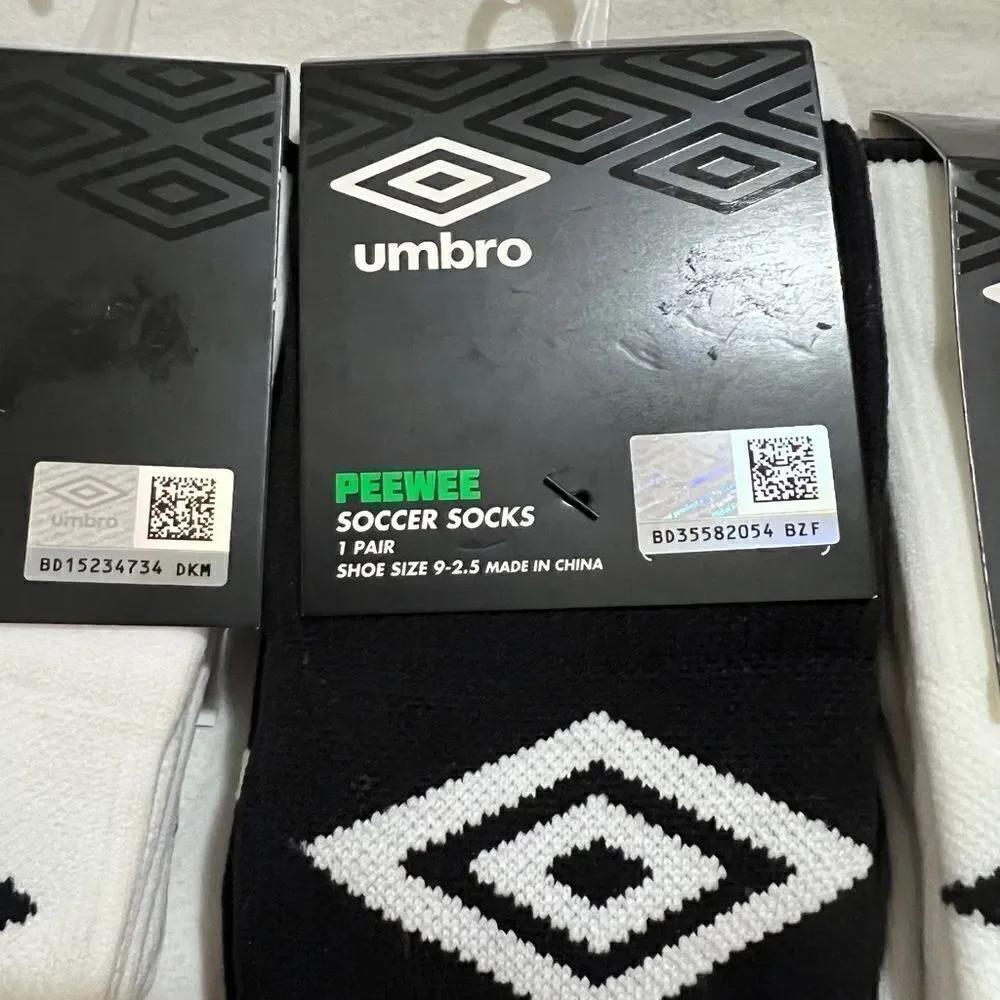 Umbro PeeWee Soccer Socks 3 Pairs!